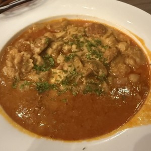 Callos con garbanzos