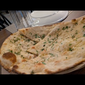 garlic naan