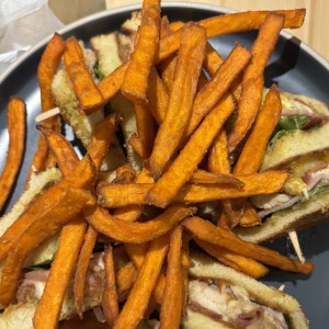 Sandwiches - Pollo Club
