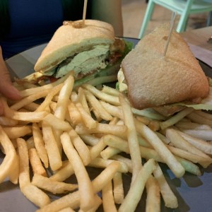 Sandwiches - Pollo Club