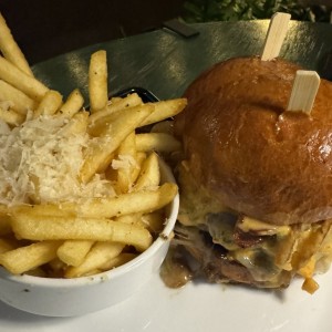 CheeseBurger