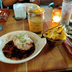 Ceviche y cerveza de barril