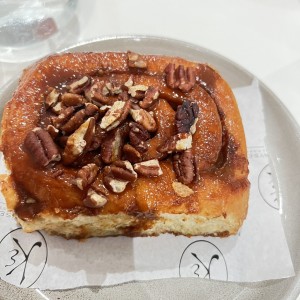 Pecans Rolls