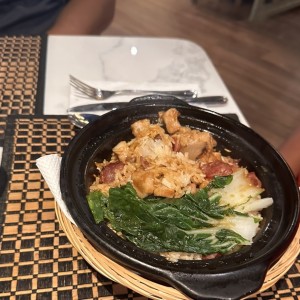 Clay pot