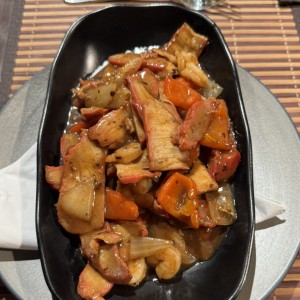 Pollo SFN puerco y camarones