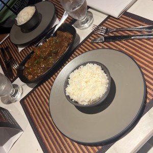 Costilla de cerdo Con Daikon