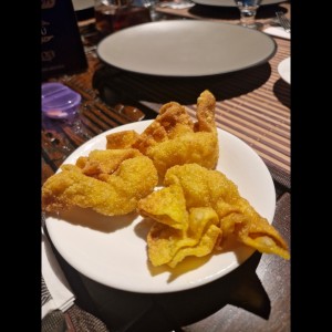 wanton frito camarones