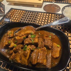 Cazuela de Cerdo y Nabos