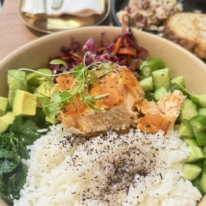 Salmon bowl