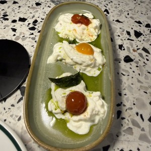 ANTIPASTI - Stracciatella e Alici