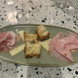 Tagliere per due / quattro