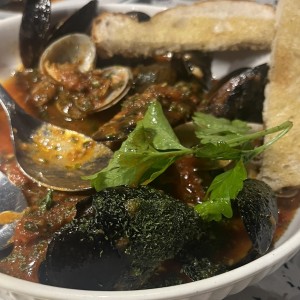 Scoglio o frutti di mare?