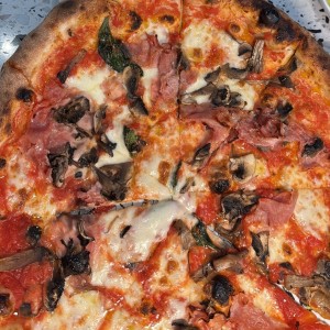 LE PIZZE - Prosciutto e funghi