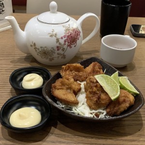 Chicken Karaage. Delicioso pollo frito