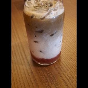 strawberry latte