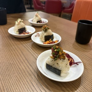 Entrada - Onigiri