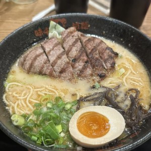 Ramen carne 