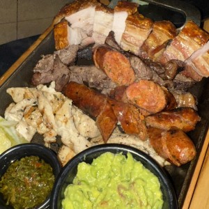 Parrillada Mixta $30