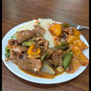 bistec picado con 2 acompañamiento 