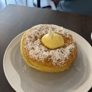 Bomba de crema pastelera