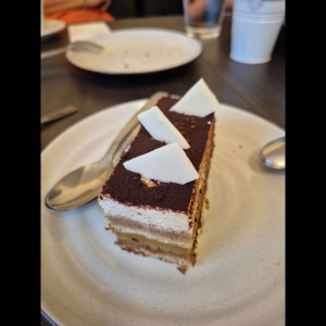 Tiramisu con pistachio