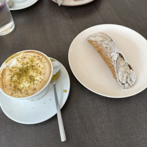 Cannoli