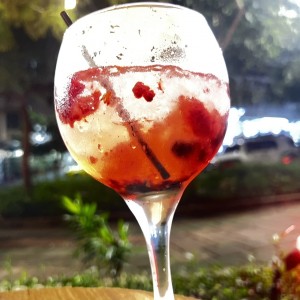 Gin de frutos rojos