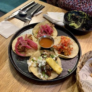 Tacos Mixtos. 100% recomendado