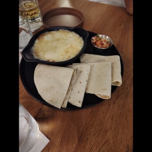 Entradas - Queso Fundido Natural