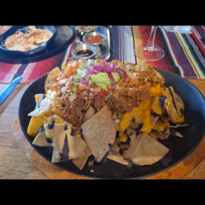 Nachos de Cochinilla Pibil