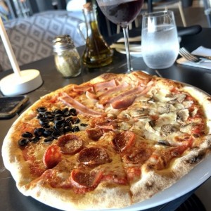 Pizza quattro stagioni