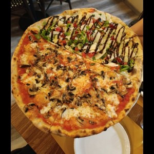 Pizza Alba y Ciao Ragazzi