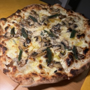 Pizza de hongos 