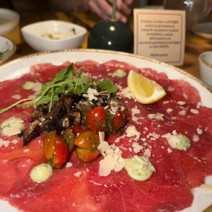 Carpaccio de res