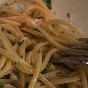 Aglio y oglio peperoncini