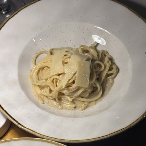 LA PASTA - Cacio e pepe