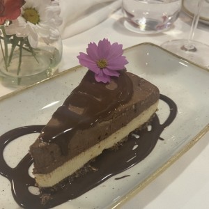 TRIO DI NOCCIOLE AL CIOCCOLATO
