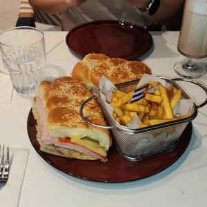 Cubano
