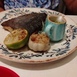 DORADO A LA BRASA EN REJILLAS