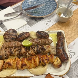 PIKILIA KREATON - PARRILLADA MIXTA