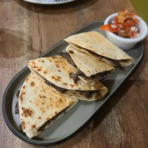 Quesadillas Arracheras