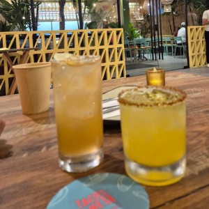 cerveza y coctel