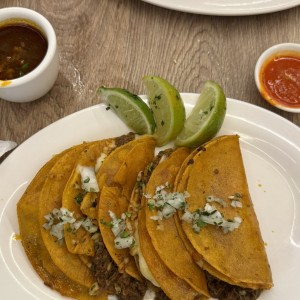 4 Quesatacos