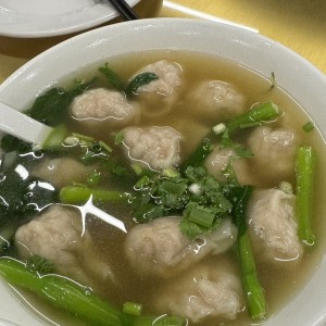 Sopa de wanton solo con camarones