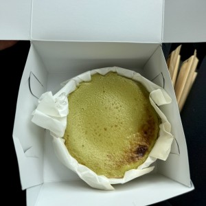 Tarta vasca de matcha 