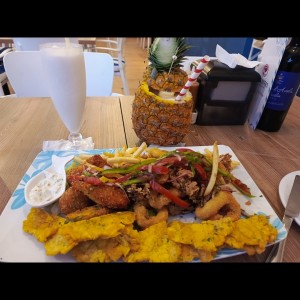 Picada de Mariscos