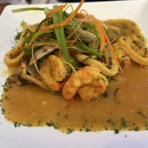 Mariscos salteados