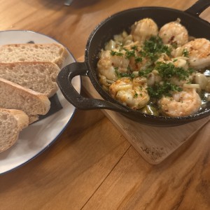 Gambas al Ajillo 
