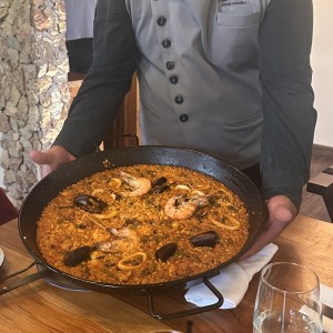 Paella mar y tierra