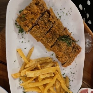 Cachopo con patatas